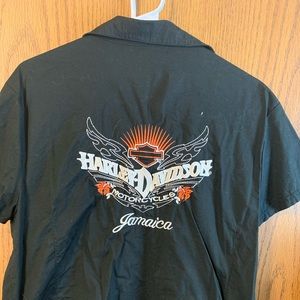 Women’s Harley Davidson shirt